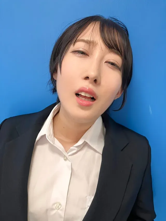 【来訪者S.Mさん場合】… ピストンバイブ証明写真ボックス 来訪者S.Mさん