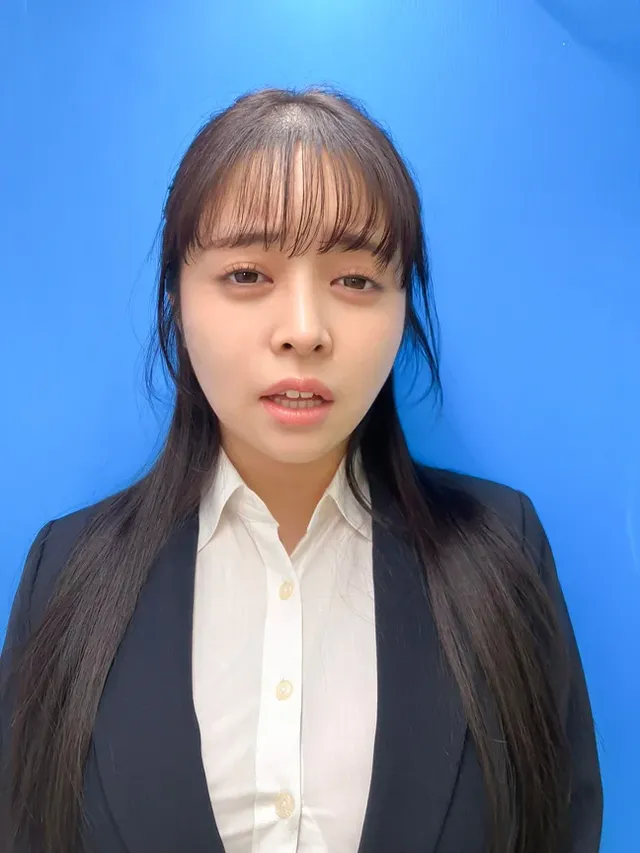 【来訪者H.Nさんの場合… ピストンバイブ証明写真ボックス2 来訪者H.Nさん