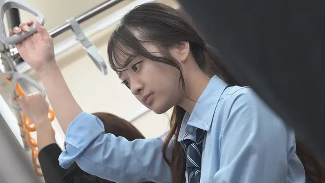 推定Dカップのぎゃんかわ… 通学中の田舎J●に○○ビッグバンローター！2 Cちゃん編