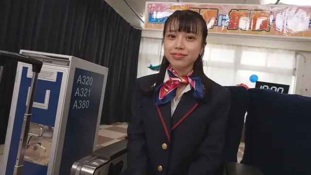 スリムボディにEカップ美… 透け壁越しだからディルドーズブマン丸見え!わこ編