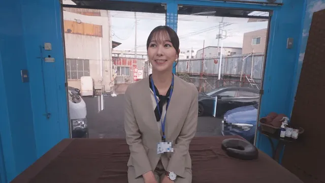 美女のまっしろ美肌が激ヤ… 食い込みクイ！クイ！スライムエステ体験！くみさん編