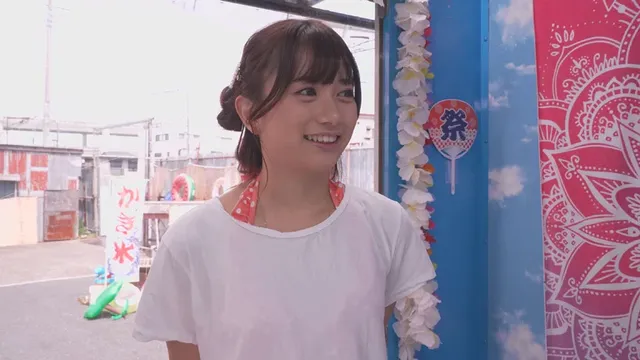 真夏のケツ穴しゃぶられ娘… ビキニギャルがアナルを嗅がれ舐められ大赤面！かりん編
