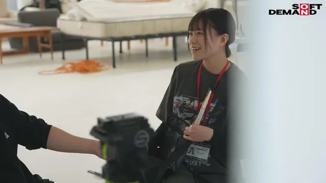 アシスタントディレクター… 【特典版】制作部 岡島明来（24） 初AV成果報告