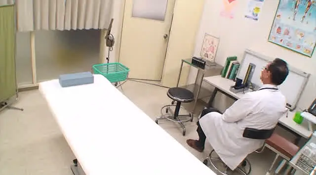たった一人で住民の命と健… 田舎の個人病院を営む院長が撮り続けたセクハラ診察映像