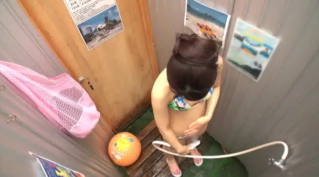 夏がキター！！海だ！水着… 何度も絶頂を求める！！ 海の家オナニー盗撮