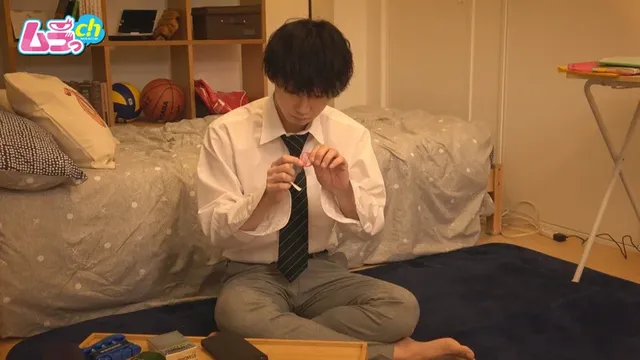 ○校生男子が一人部屋でコ… ニンゲン観察 姉がエッチ未経験の弟に性教育！？