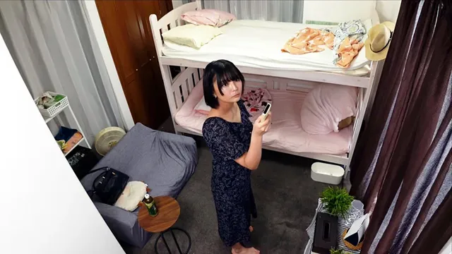 有名私大の厳格な女子寮を… 有名私大 女子寮オナニー イキ過ぎ女子