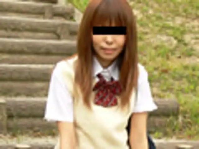 美少女・千尋ちゃんの秘密… 覗かれた美少女の野尿