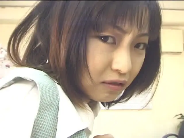 OL役の「倉本安奈」さん… 大便白書9