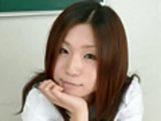 和風美人顔の美少女鳴海ち… 限界おもらし女子校生