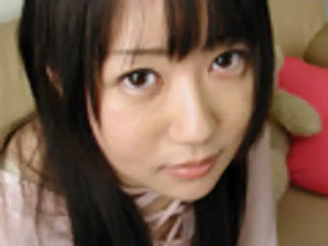 カワイイ彼女を家に連れ込… みさとのおしっこ開放日