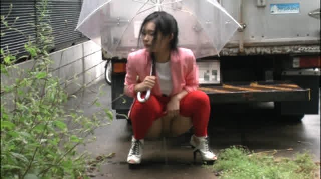 『今ここでおしっこしても… 一般女子が小便を見せてくれました。2