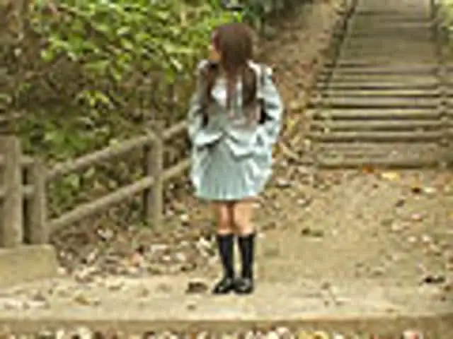 おなじみの美少女美貴ちゃ… 美少女が捻り出したゴツい野糞