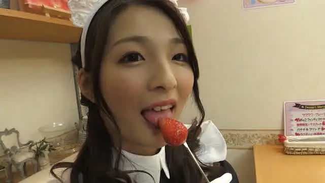 おかえりなさいませご主人… 強制食糞メイドカフェ 綾瀬もも乃