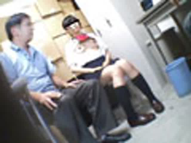 出来心で、万引きという窃… 盗撮！極悪店長が女子校生どもに強制排泄排便要求