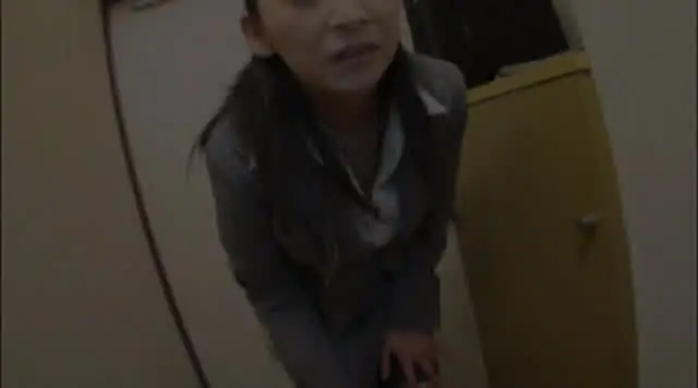 その場面でやってしまうか… ～熟女おもらし～ 第二巻