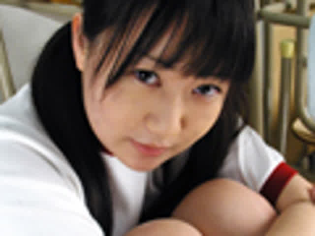 艶やかな黒髪の美少女みさ… 黒髪少女の恥辱と排尿