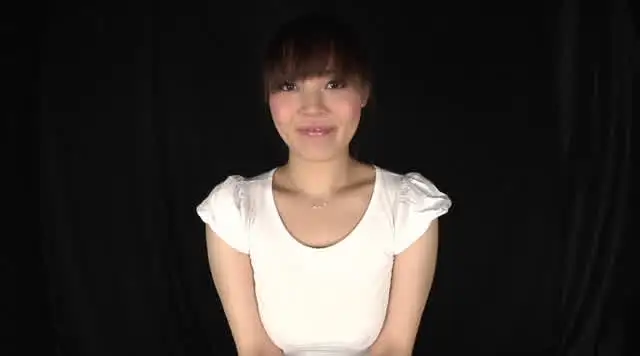 男のチンポの上に脱糞し、… 脱糞！足コキ・手コキ・うんこコキ！