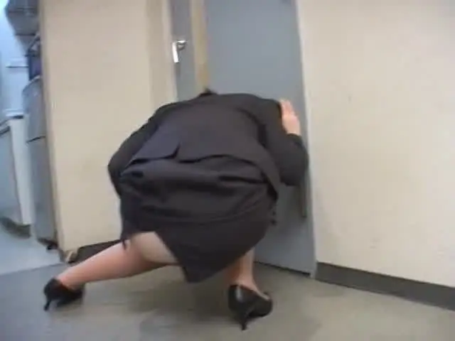 66名もの大量オシッコが… 素人お漏らし（失禁）スペシャル66人4時間