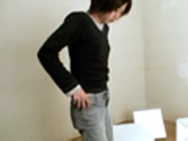 小さなお尻からボロボロと… 素人娘の自然便9