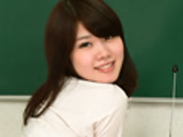 おっとりした口調のほんわ… おもらし美人教師の自慰放尿