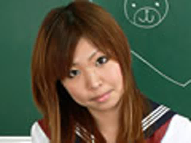 かわいいねー。セーラー服… 美少女のおしっこ方程式