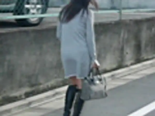 もうちょっとでトイレだっ… 間に合わなかった脱糞の盗撮2