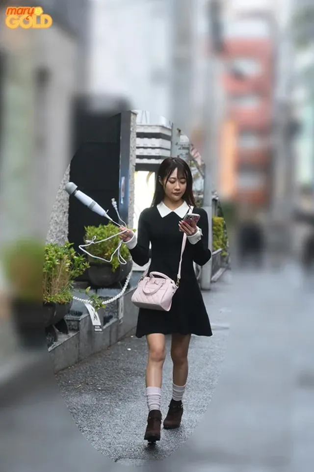 【令和のアクメクィーン】… 新人 電マ女王 澪奈あすみ AVdebut