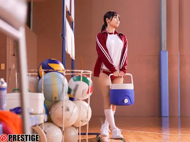 プレステージ専属女優『永… 女子マネージャーは、僕達の性処理ペット。034