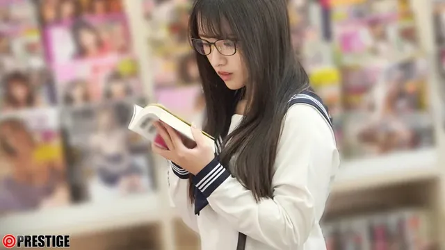 ※この作品は成人に制服の… ねっちょりセックスに溺れる文系女子。 中森ななみ
