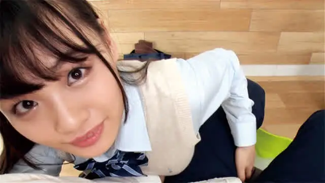 アイドルから女優の卵が在… 【配信専用】超密着濃厚 大人気！制服足裏リフレ