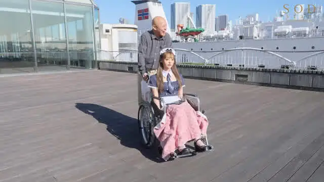 ミナサマ、ハジメマシテ。… AI搭載ラブドールと同棲生活 小倉由菜