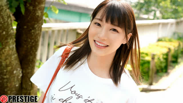 プレステージ専属女優『鈴… 笑顔120％！！鈴村あいりと過ごすイチャラブDays