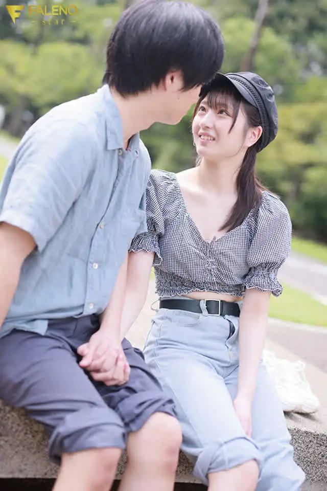 鈴ちゃんとドキドキいちゃ… 彼女とお泊りデートで朝まで濃密セックス 永野鈴
