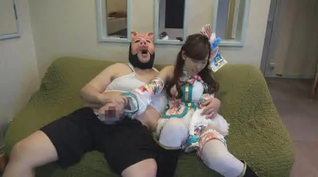 本作は【ウエニシリリア編… 投稿個人撮影 キモ男ヲタ復讐動画 ツキシマアマリ編