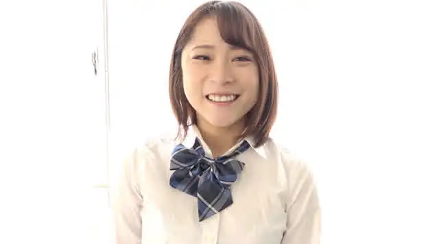 【乳首フェチ】人気女優「… 天希ユリナちゃんの制服で乳首くすぐりマッサージ！