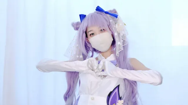 度重なる失政により国民に… 国民のアイドルと化した王女にくすぐりご奉仕