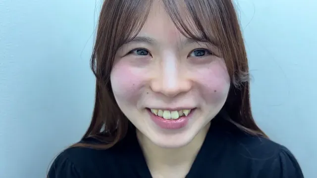 街行く女性に声をかけくす… 街角で声をかけてくすぐりさせてもらう ゆうかちゃん