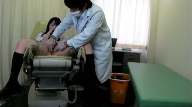 本映像は医療従事者が保管… 【定点カメラ】おマ●コしても医療行為なら問題ないよね