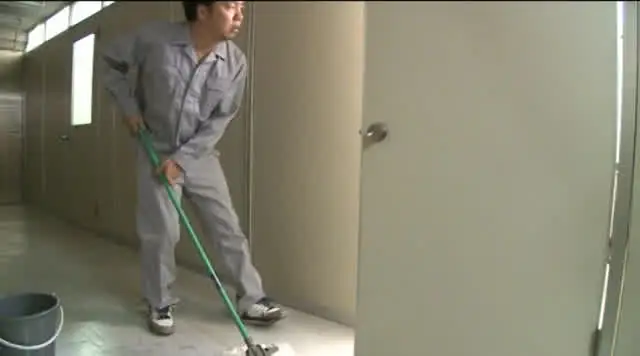 蕎麦屋の出前の仕事で女子… 中出し女子校生暴行 犯られても文句言えねぇよな！！