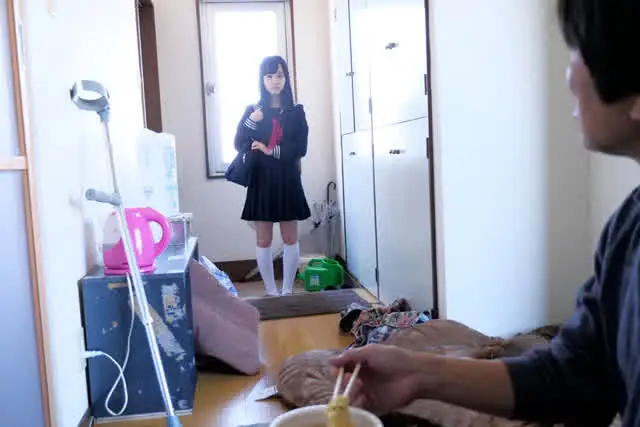 義理の父から援助交際をさ… 工藤ララ 女子校生 中出し20連発