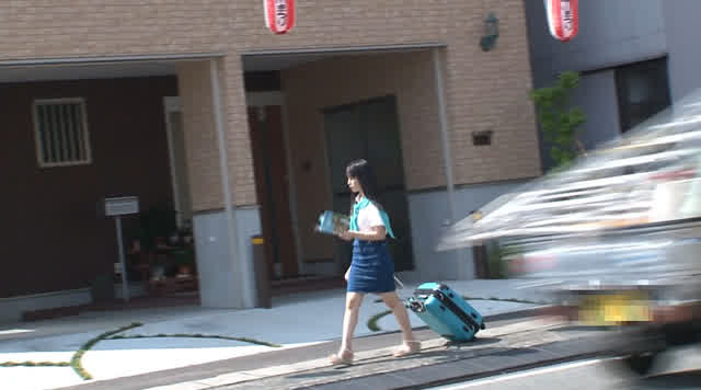 日頃の疲れを癒すため温泉… 温泉旅館中出し痴漢2