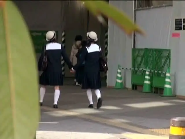 通学帽を被り校則通りの制… 通学帽女子●学生痴漢2