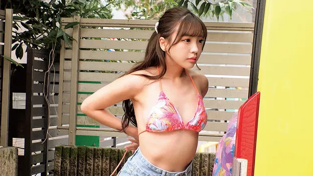 油断してしまう海水浴場駐… 狙われたビキニ美女…水着姿のまま奪われる身体…