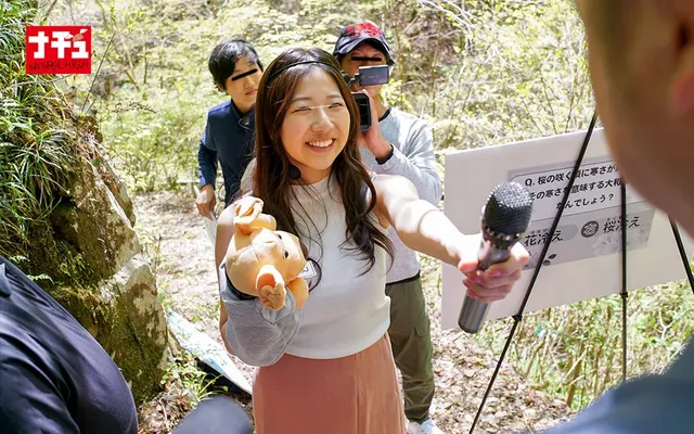 情報番組の中継ロケをする… 敏感(恥)巨乳羞恥2025 推定Iカップ/お天気キャスター
