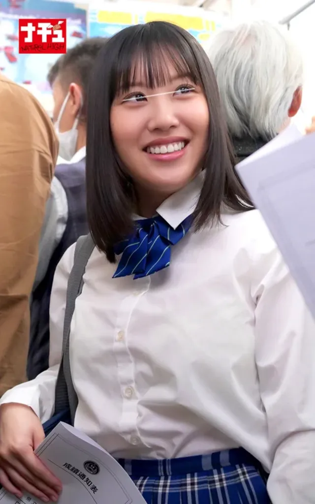 満員電車で見つけたのは大… 巨乳少女羞恥電車3 大潮吹き色白娘