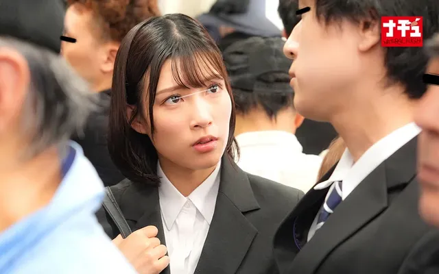 地味な女子大生が！フレッ… 着せ替え羞恥電車3 下品な服で何日もやられた気弱娘