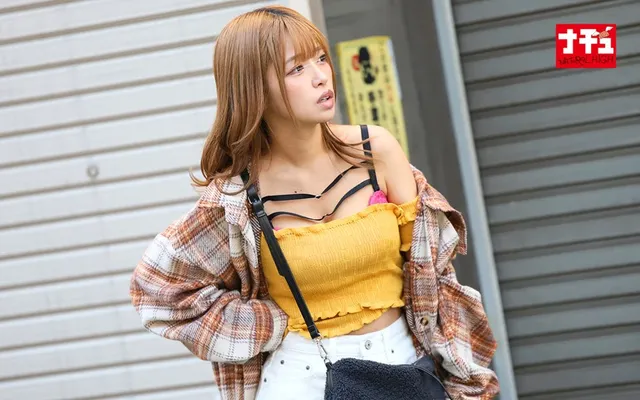 街で見かけた推定Gカップ… 乳首だけで失禁イキするまで垂乳放置 2 Gカップ失禁女