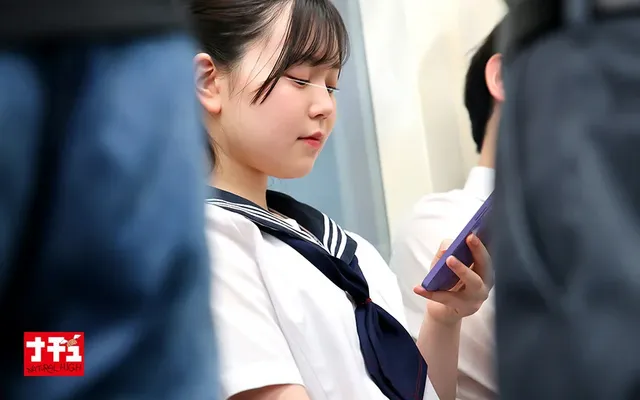 満員電車で出会ったのは色… 対面羞恥でベロキス発情娘8 初浮気ピュアJ○