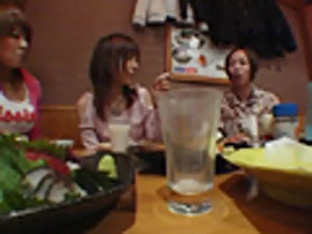 女だらけの極悪レズサーク… これが噂の痙攣酒漬け酔淫倶楽部 レズヴァージョン2